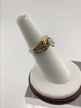 14KY Elegant Diamond Ring CON126