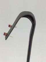 14KY Red Stone Studs E348