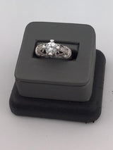 18KW Diamond Ring R117