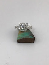 18KW Diamond Ring R119
