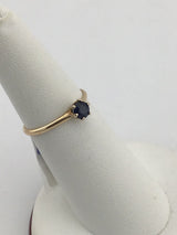 14KY Sapphire Solitare R393