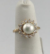 14KY Pearl With Diamond Halo P493